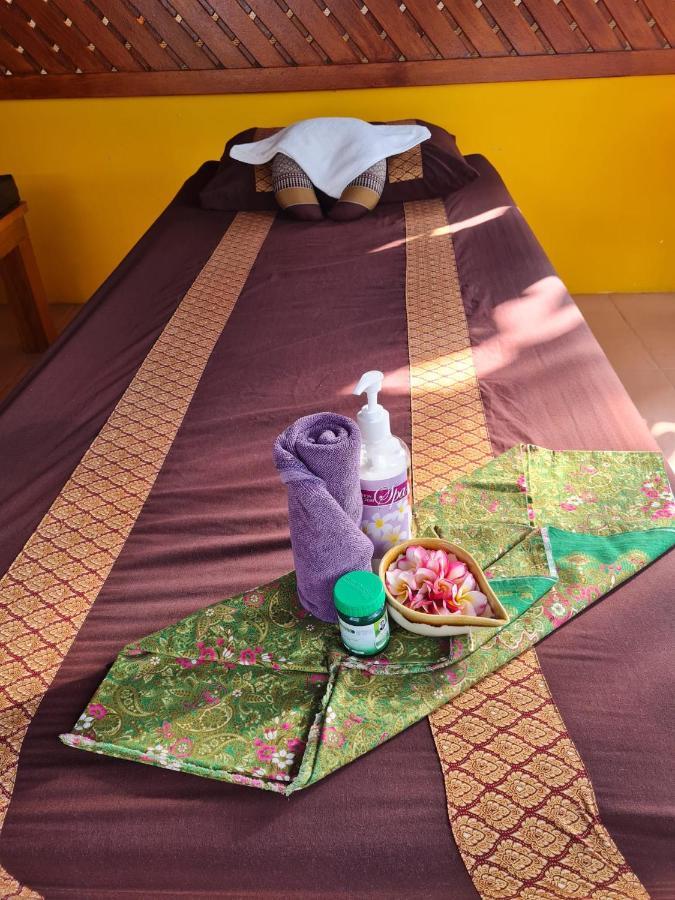 Bee Nat Garden Resort Bang Rak Beach  Exterior foto